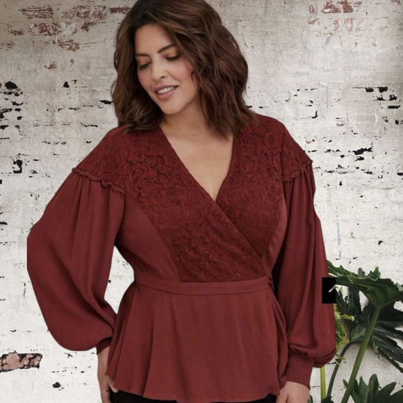 Torrid boho madder brown Wrap Blouse with lace inset Size 5X - Picture 5 of 10